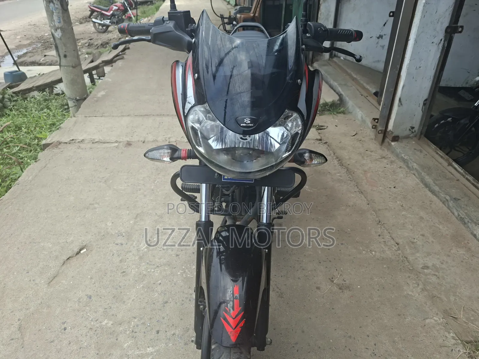 Bajaj Discover 125 2021 Black