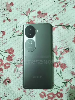 iQOO Z9 256 GB Rose Gold