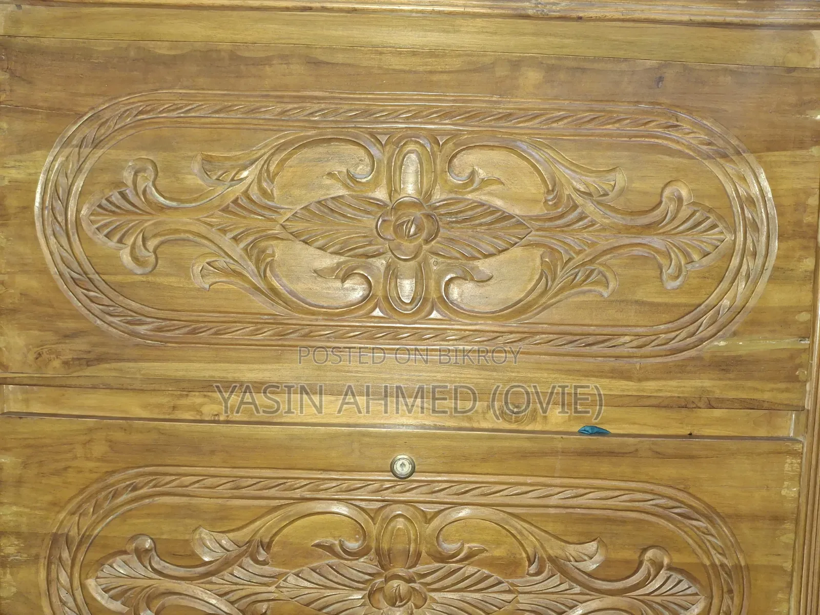 Premium Teak Wood Wardrobe for Urgent Sale!
