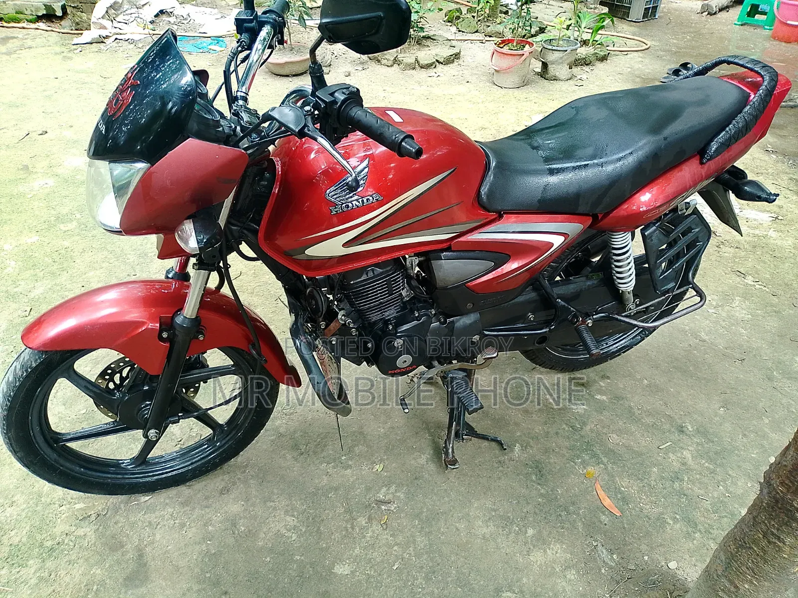 Honda CB 2021 Red