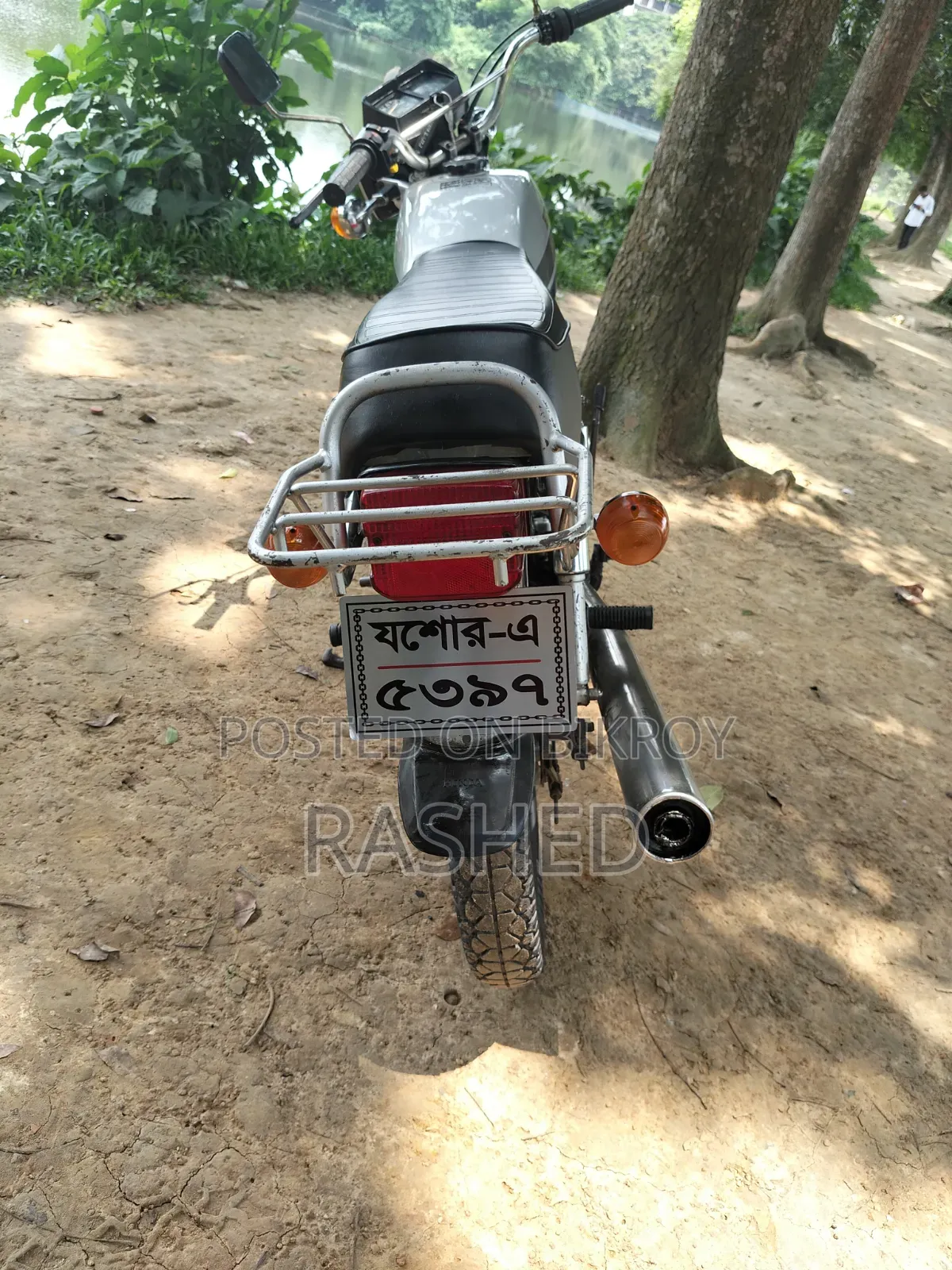 Honda 1989 Silver