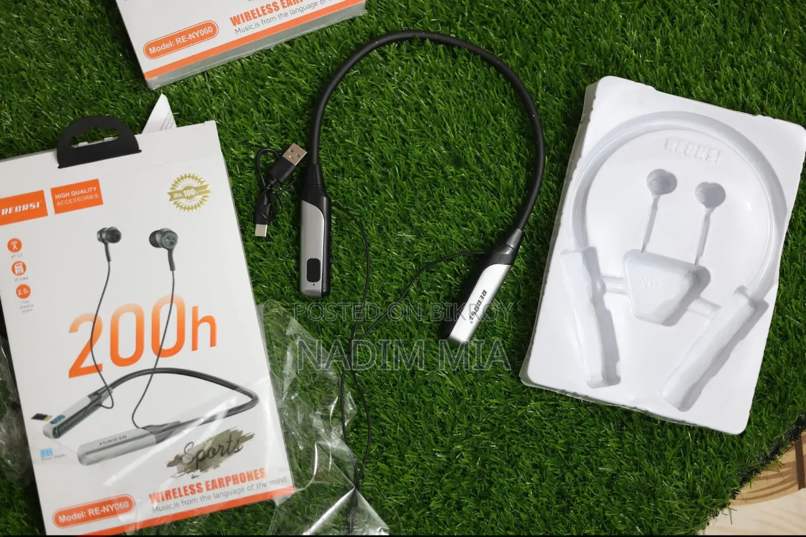 Headphone for sale