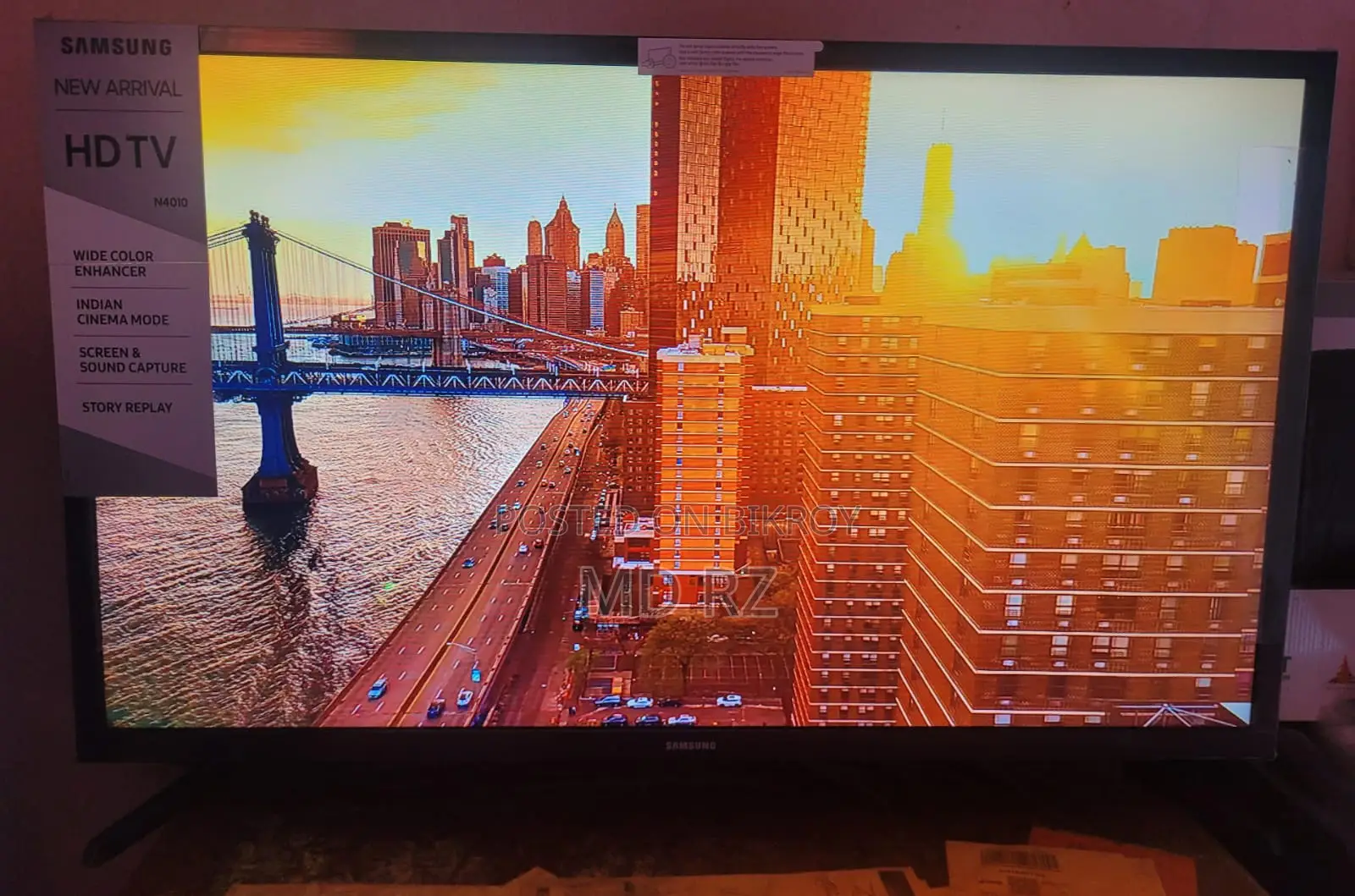 Samsung 32" Basic LED TV + Android TV Box
