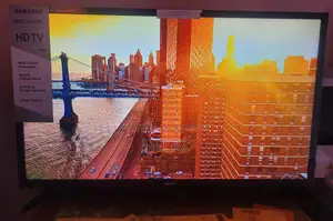 Samsung 32" Basic LED TV + Android TV Box
