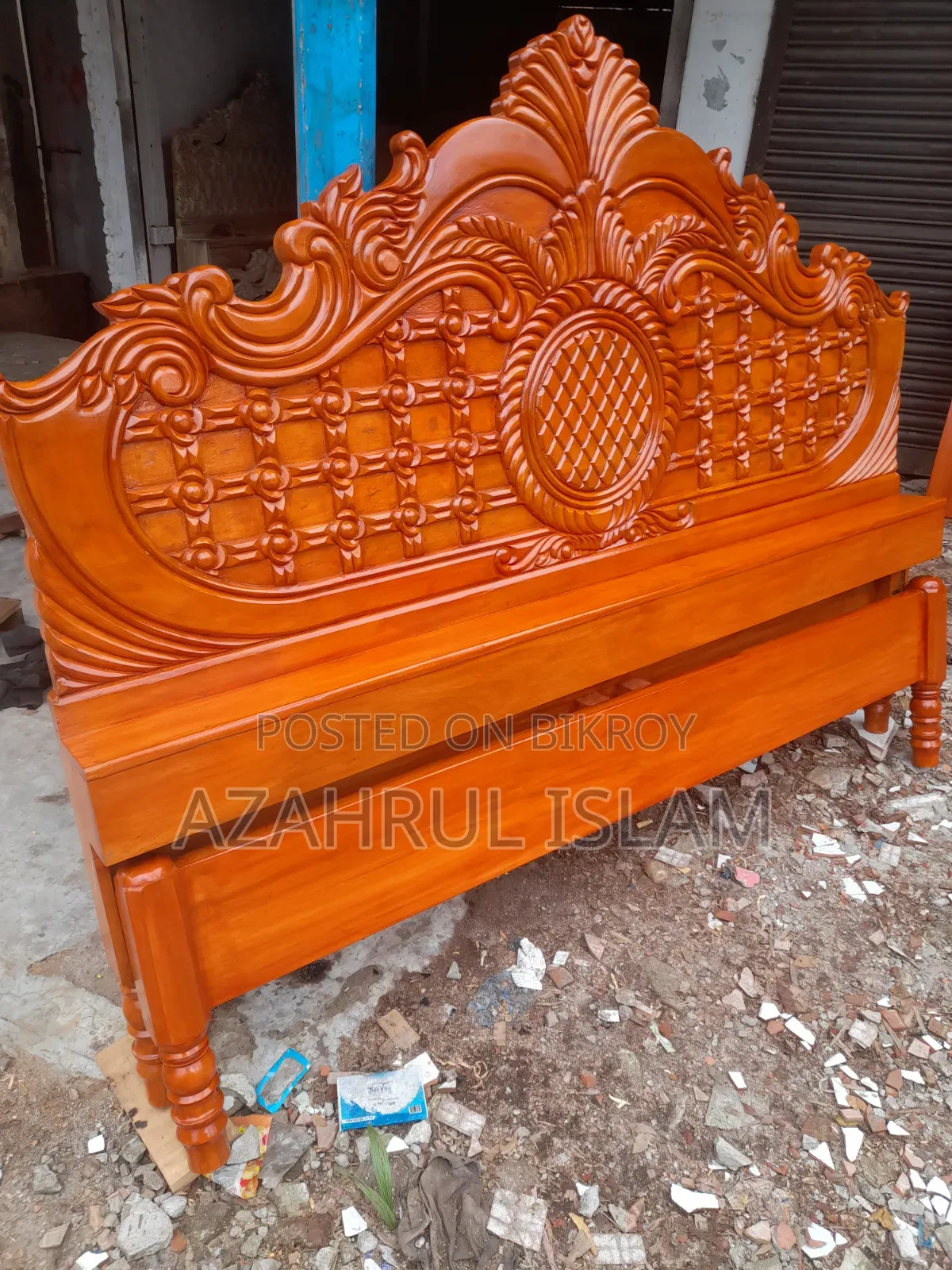 ওরজিনিয়াল ৮১ কাঠের সেমি বক্স খাট