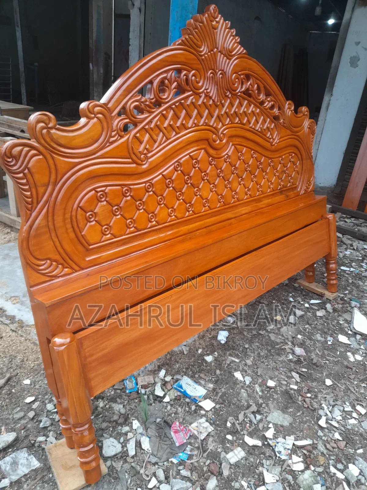 ওরজিনিয়াল ৮১ কাঠের সেমি বক্স খাট