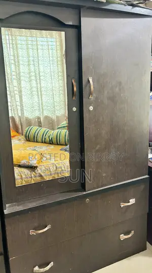 2-door almirah for sale — urgent sale