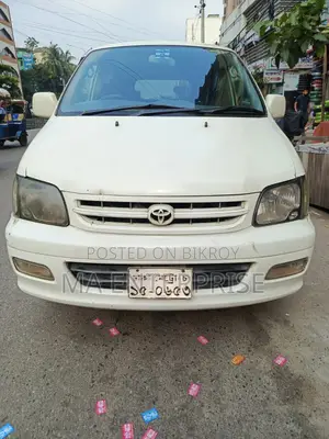 Toyota Noah 2006 White