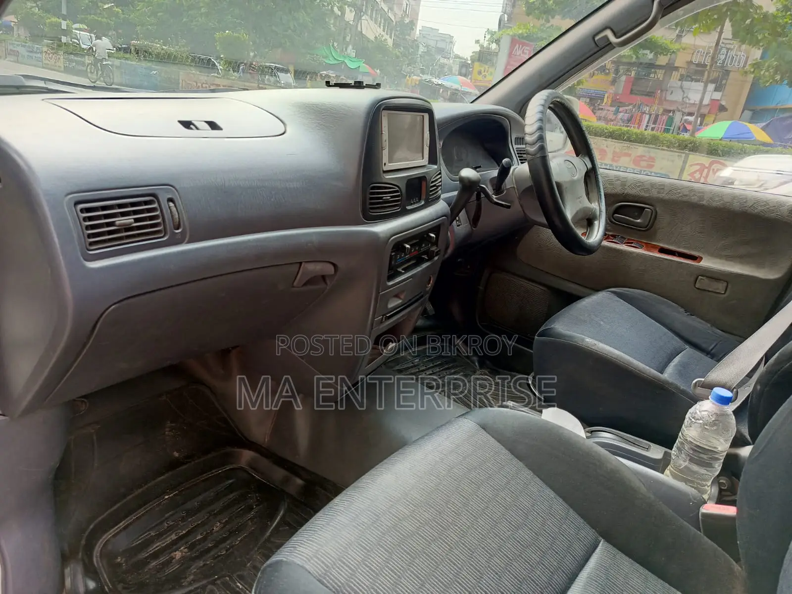 Toyota Noah 2006 White