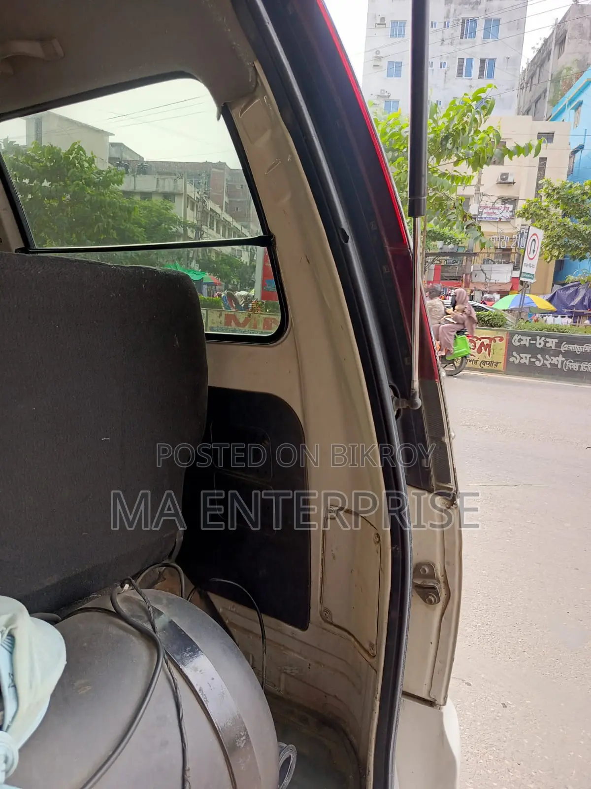 Toyota Noah 2006 White