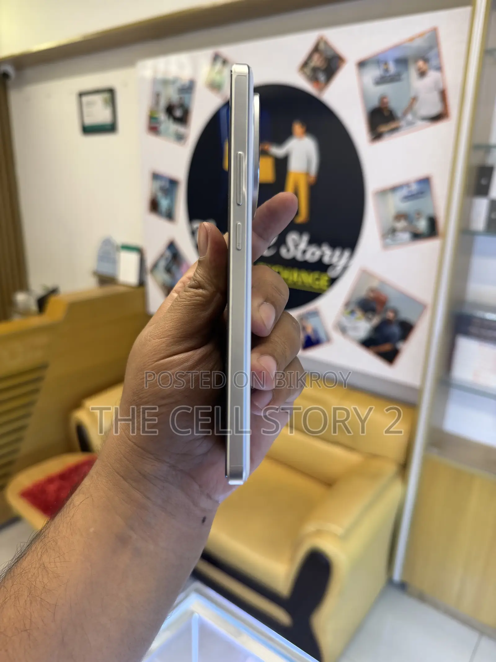 iQOO Z10 256 GB White