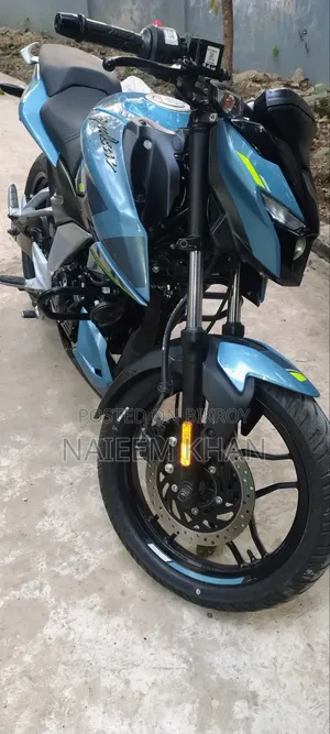 Bajaj Pulsar N160 2025