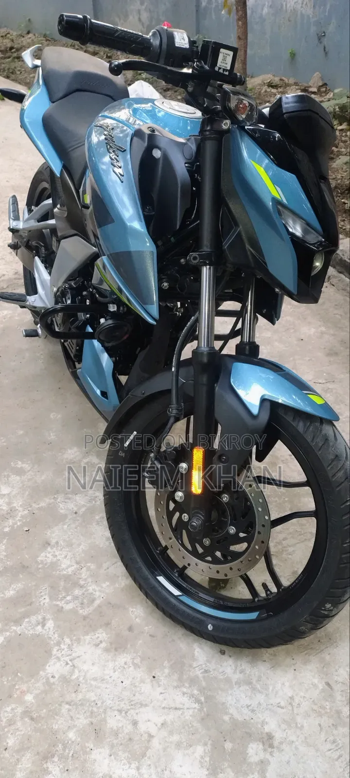 Bajaj Pulsar N160 2025