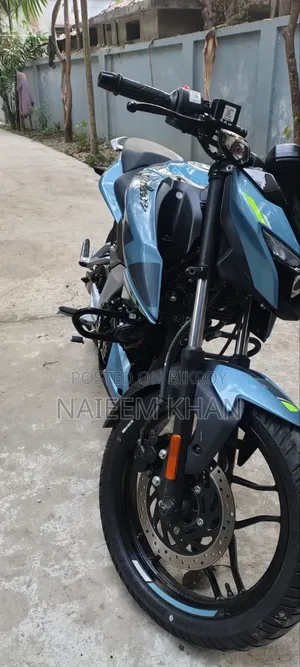 Bajaj Pulsar N160 2025
