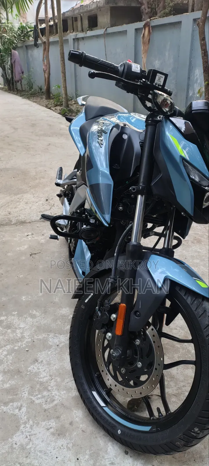 Bajaj Pulsar N160 2025