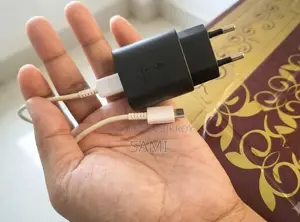 Samsung Galaxy Super Fast 25 Watt Charger