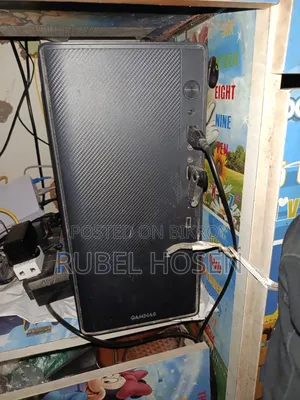 Desktop Computer 8GB AMD Ryzen 5 HDD 512GB