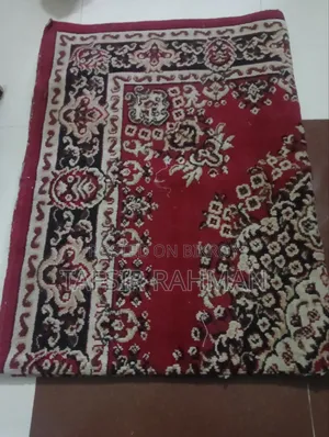 Used Traditional Red Turkish Style Carpet for Sale (Used)