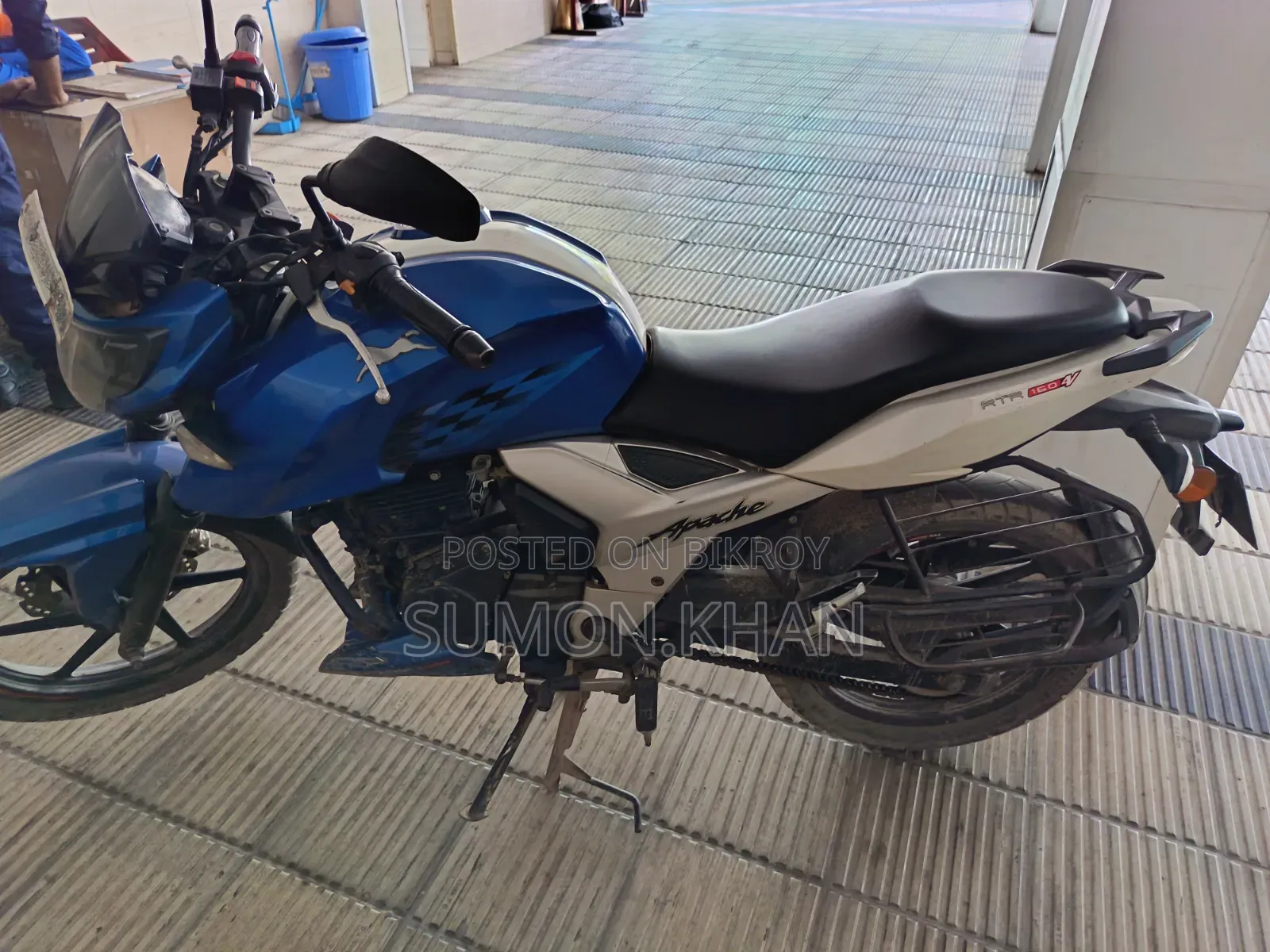 TVS Apache 160 4V 2020 Blue