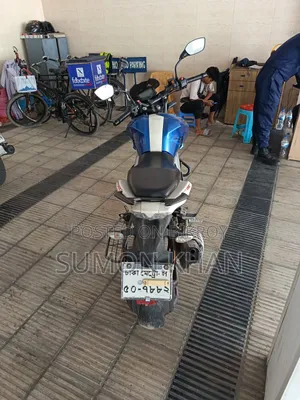 TVS Apache 160 4V 2020 Blue