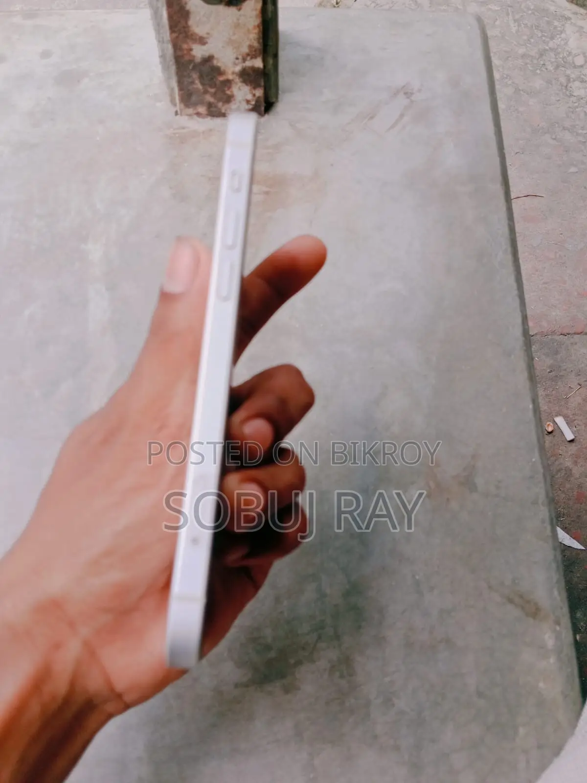 অ্যাপল আইফোন ১২ ১২৮ জিবি হোয়াইট