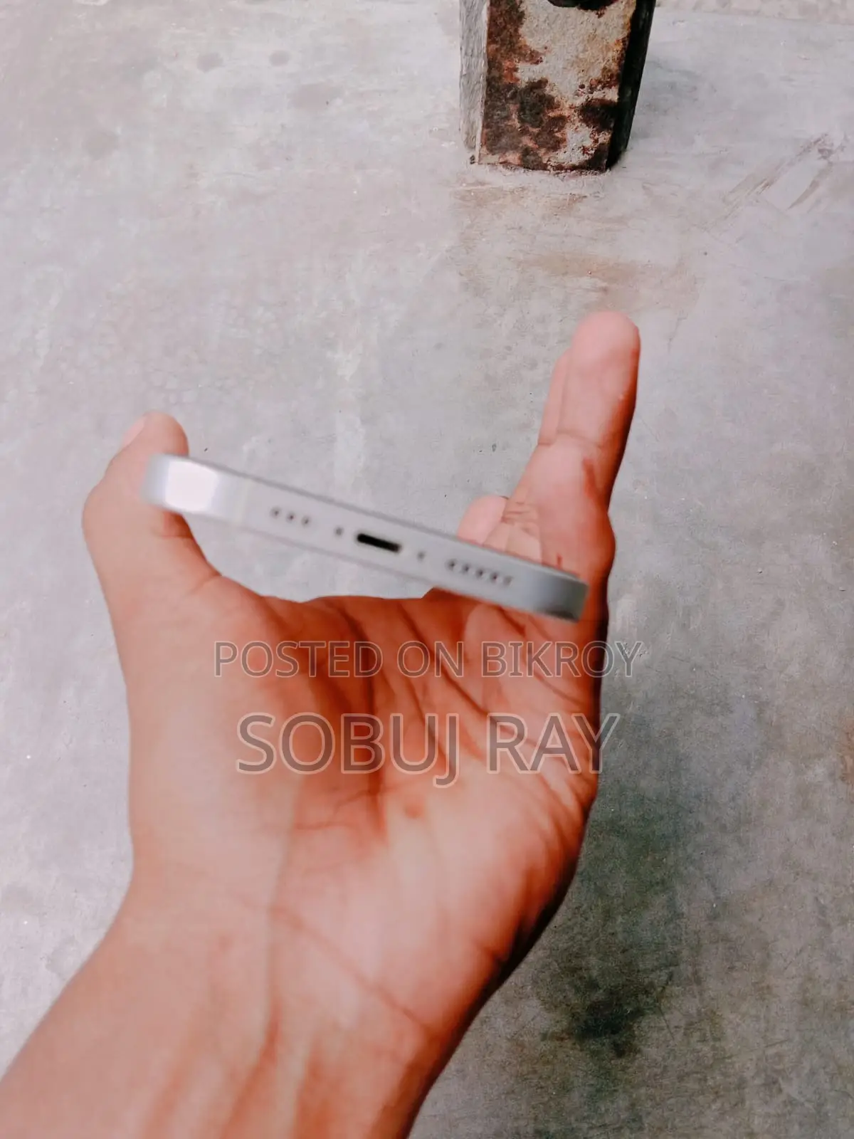 অ্যাপল আইফোন ১২ ১২৮ জিবি হোয়াইট