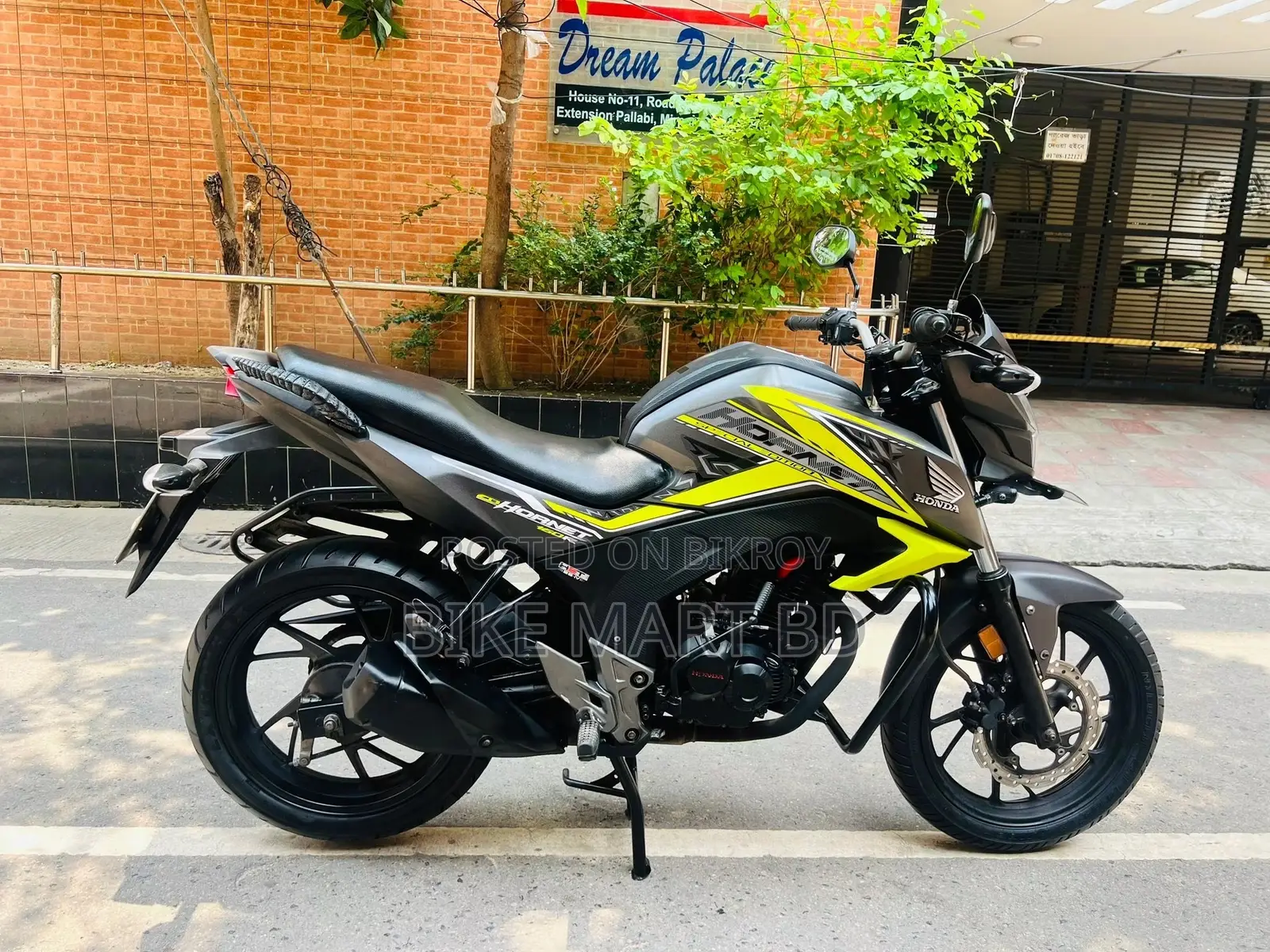 Honda Hornet 2018 Gray
