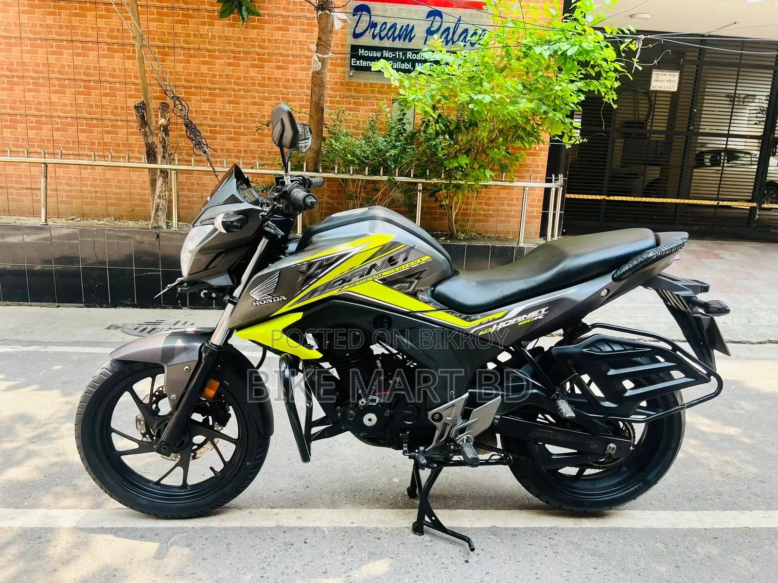 Honda Hornet 2018 Gray