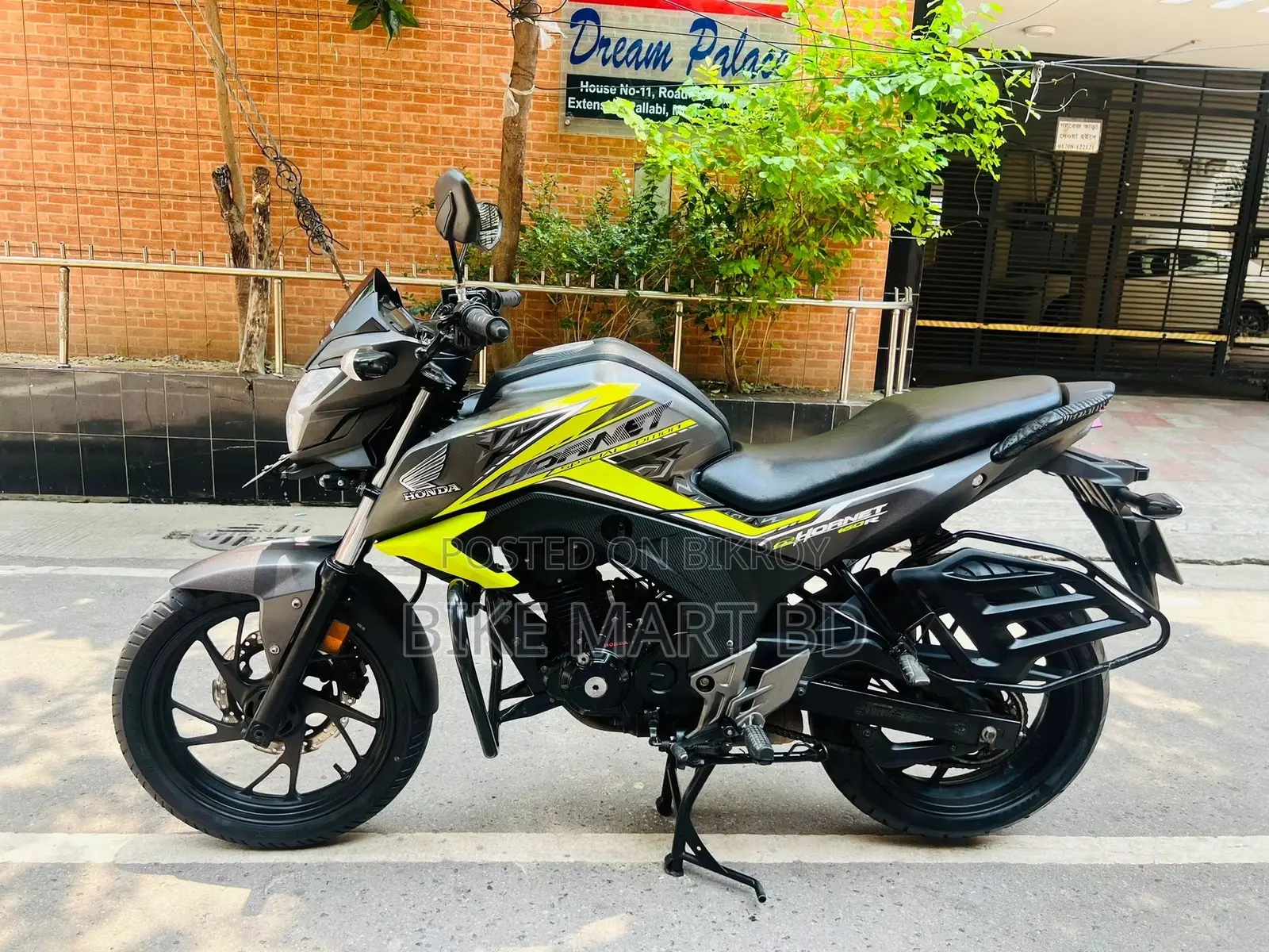 Honda Hornet 2018 Gray