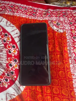 টেকনো স্পার্ক ১০ প্রো ১২৮ জিবি হোয়াইট