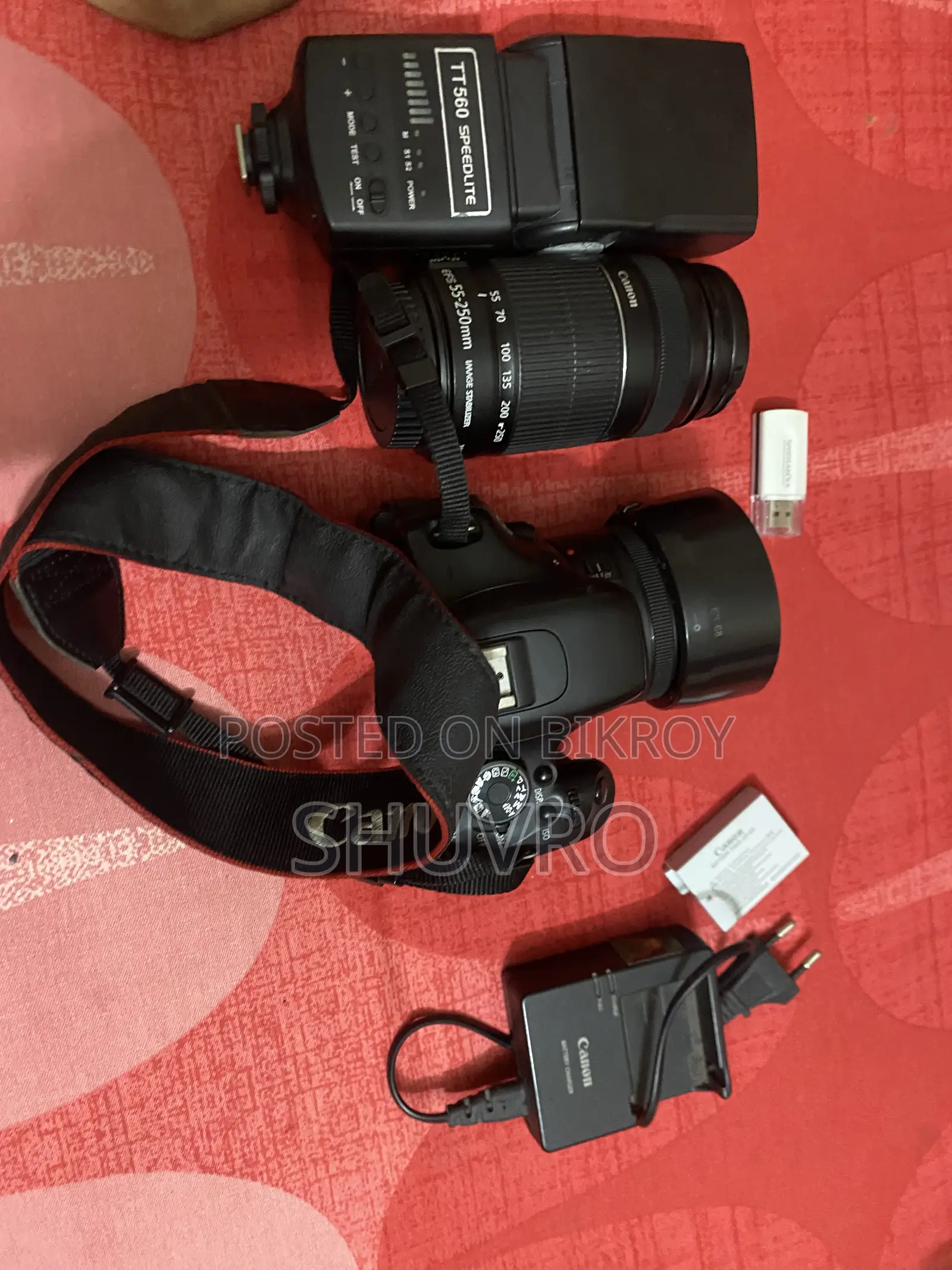 Canon 600d With 50mm Prime and 55-250mm Zoom Lens With Neweer Flash