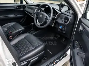 Toyota Axio 2020 Silver