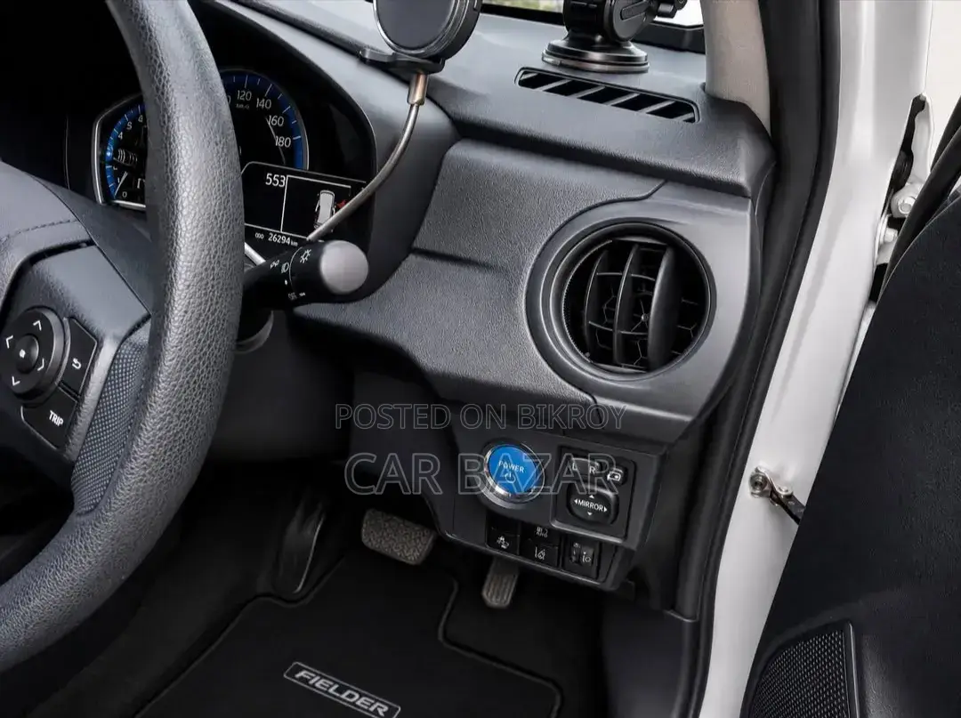 Toyota Axio 2020 Silver