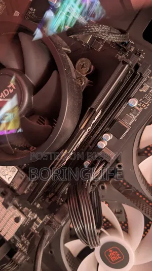 Desktop Computer MSI Model 16GB AMD Ryzen 7 SSD 512GB