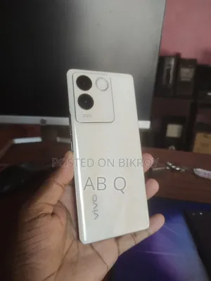 Vivo T2 (India) 128 GB Silver