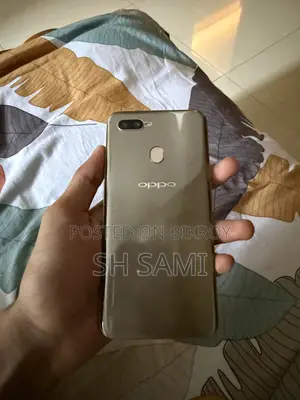 Oppo A7 64 GB Silver
