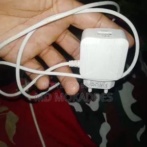 Tecno Spark ৬.০ ৬৪ জিবি ব্রোঞ্জ