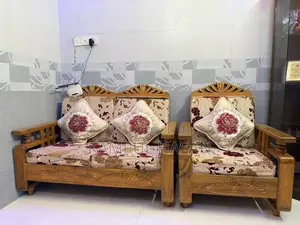 Sofa Set 2/2/1 And Center Table