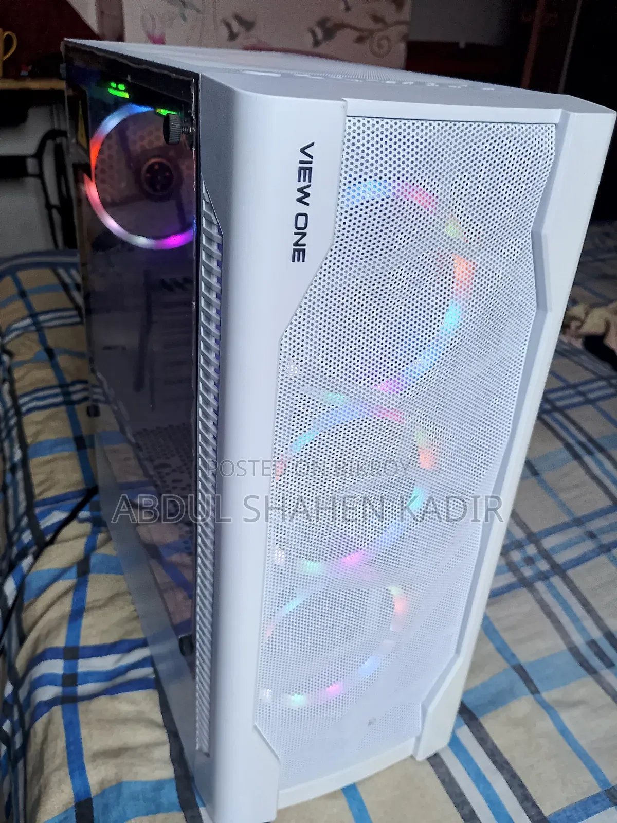 Desktop Computer Gigabyte 4GB Intel Core I7 SSD 128GB