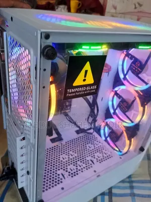 Desktop Computer Gigabyte 4GB Intel Core I7 SSD 128GB