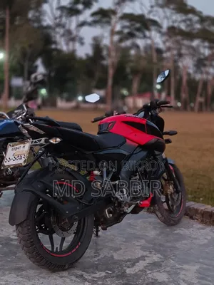 Bajaj Pulsar N160 2020 Red