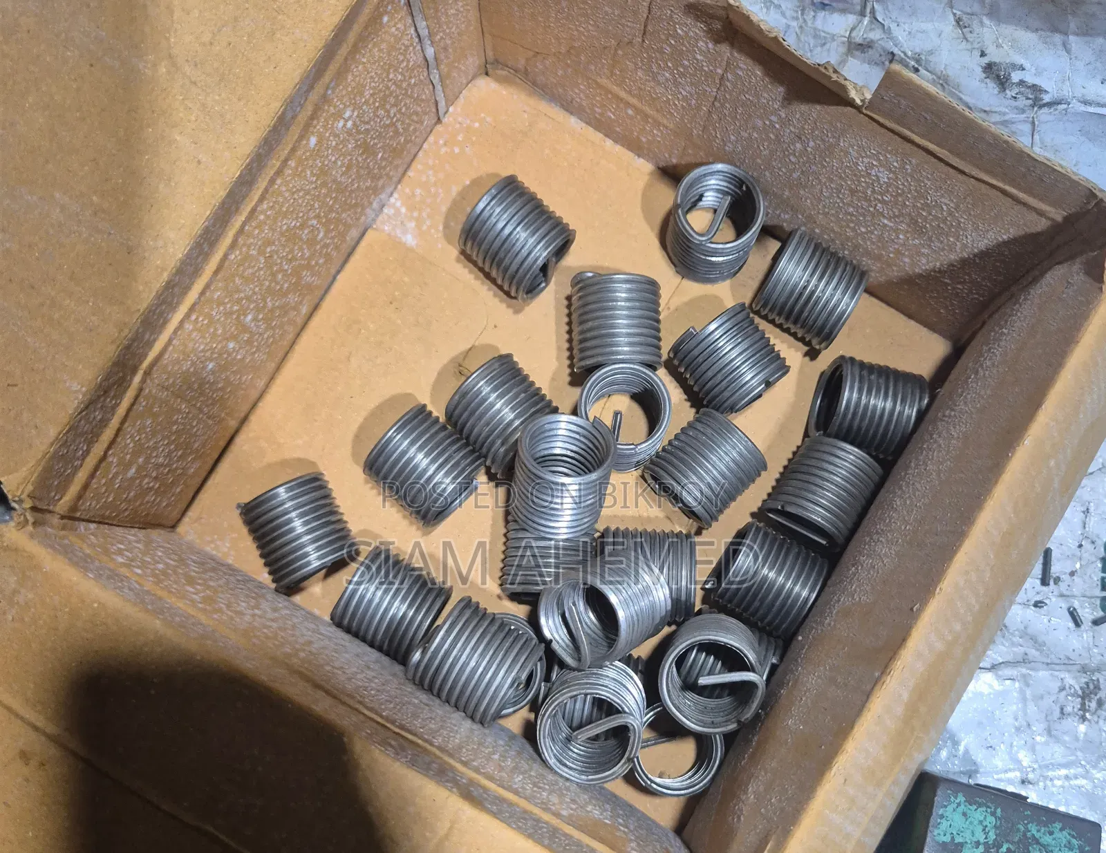 Wear Metal Spring