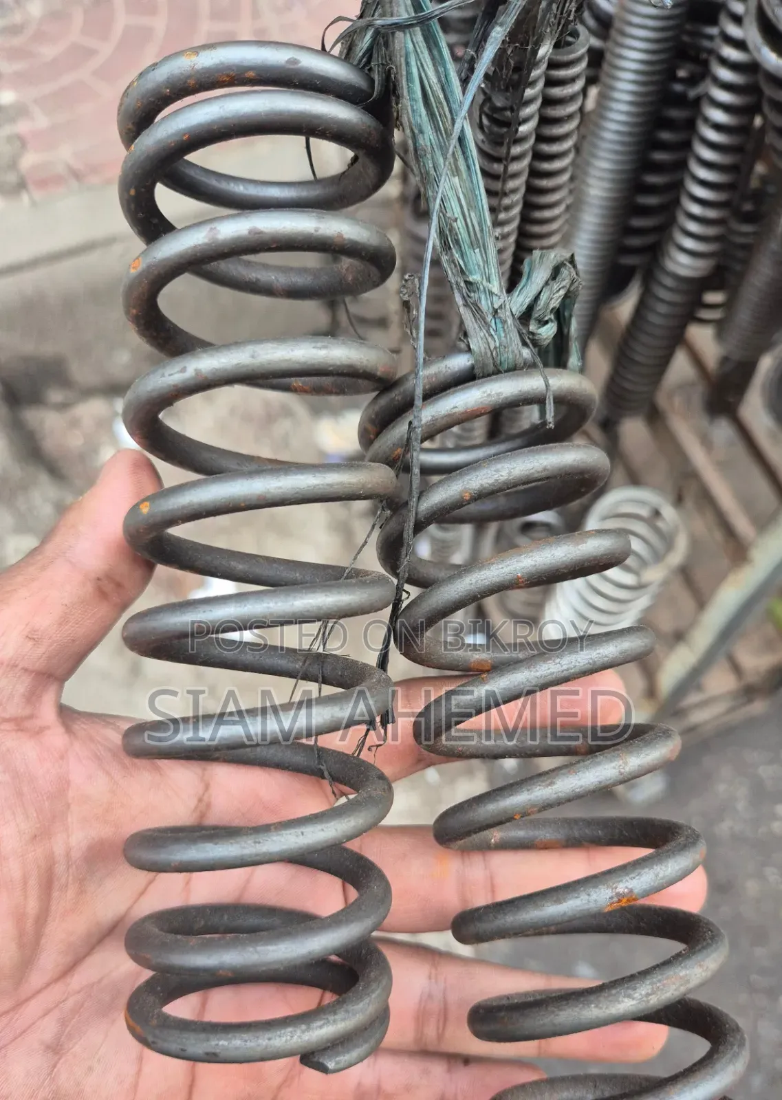 Wear Metal Spring