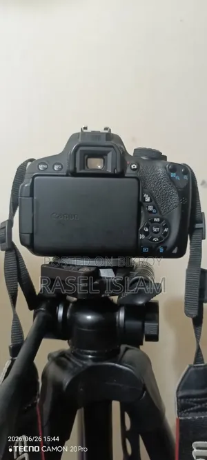 Canon 700D Camera Autofocus Touchscreen