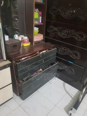 সেকেন্ড হ্যান্ড এমডিএফ বোর্ড ড্রেসিং টেবিল