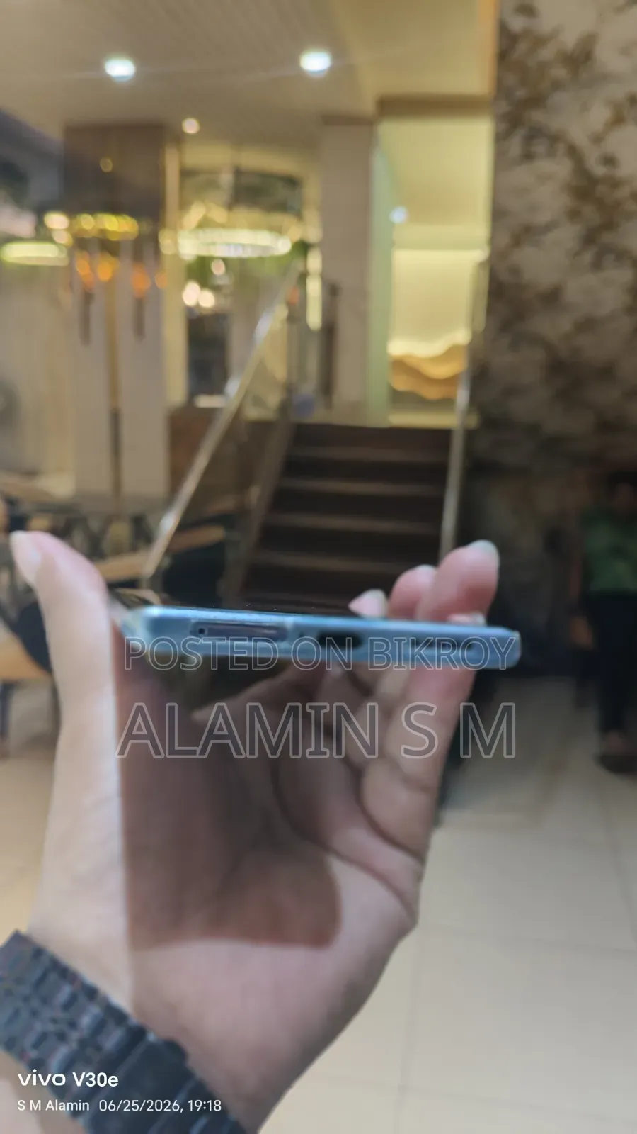 Vivo V27 128 GB Gray