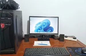 Desktop Computer 8GB Intel Core i5 HDD+SSD 750GB
