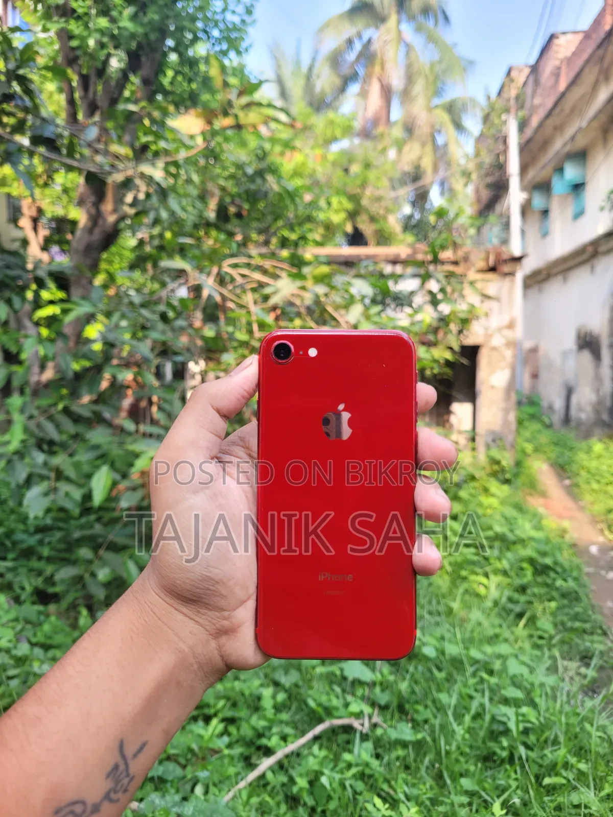 Apple iPhone SE (2020) 64 GB Red