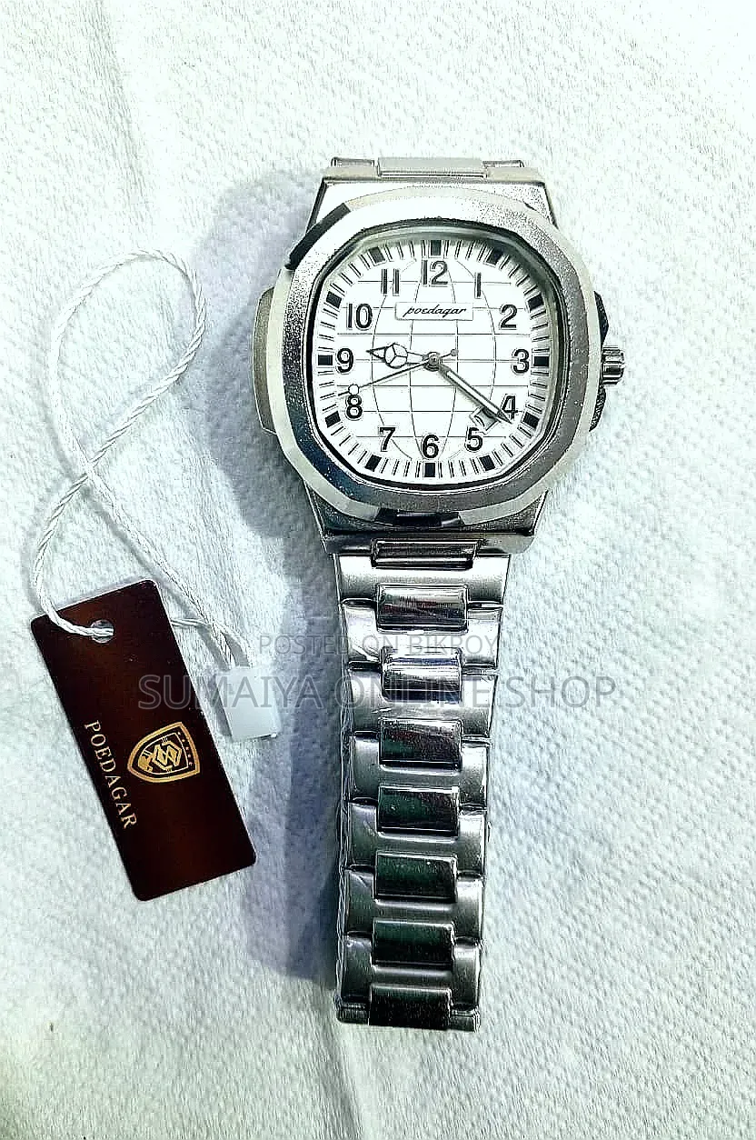 Attractive Design: Square with 40mm Dial Diameter and 10mm Thickness