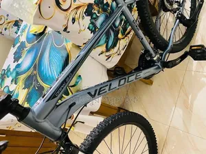 Veloce Dark 2.0 Cycle